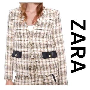 ZARA Tweed Blazer, Vegan Leather Pocket Flaps, Fringe Trim, Size M.